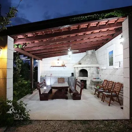 Arte Apartment Makarska