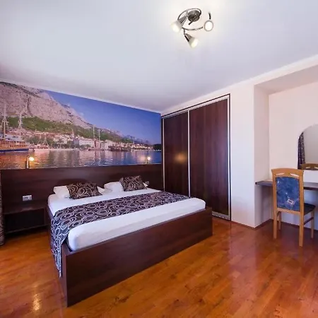 Apartment Arte Makarska