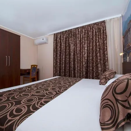 Arte Apartment